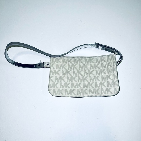 🟥SOLD🟥 - Picture 3 of 3